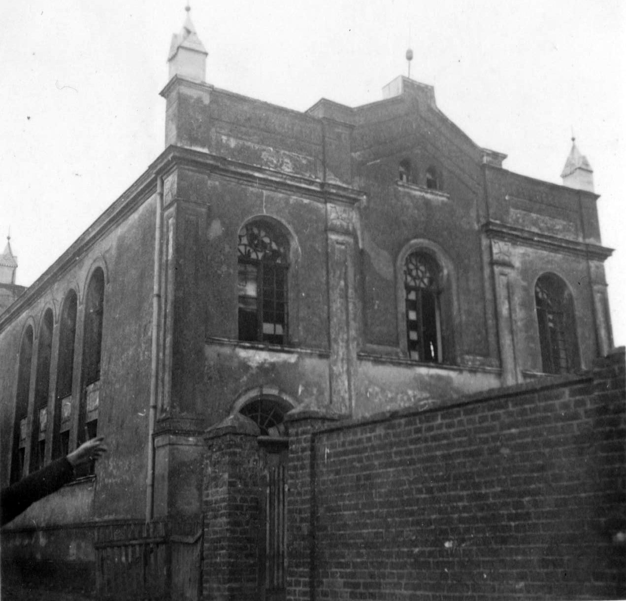 Jutrosin synagoga 1
